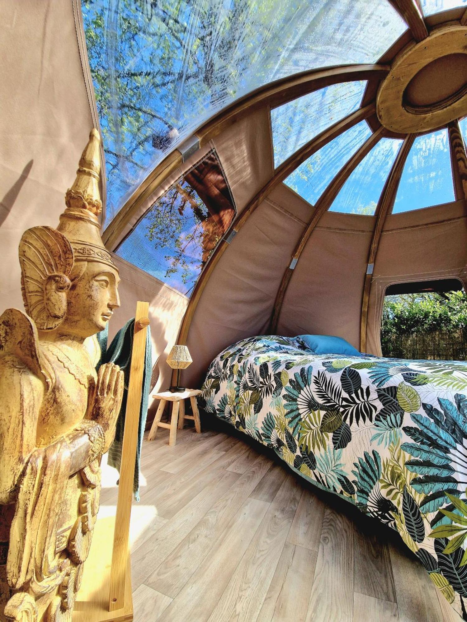 Les Nuits De Cassiopee Sorde-lʼAbbaye Quarto foto